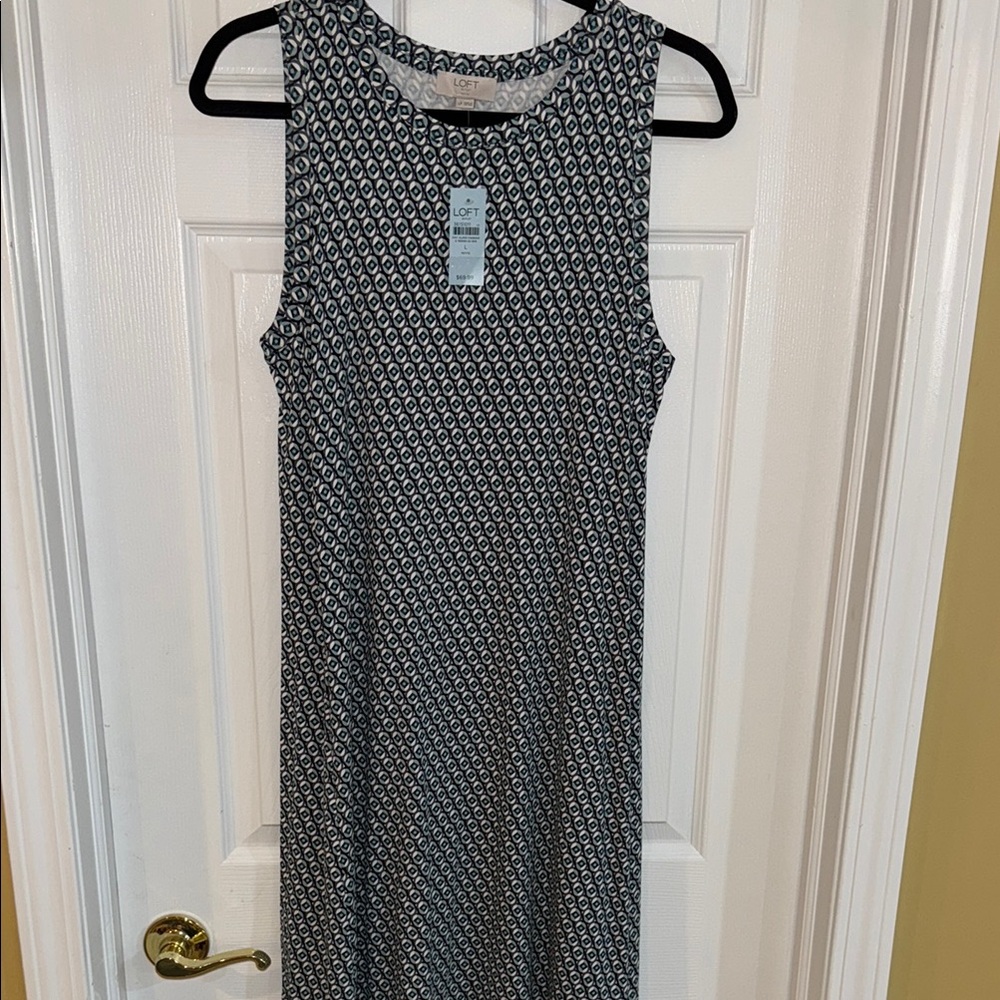 LOFT Outlet Green Sleeveless Sheath Dress